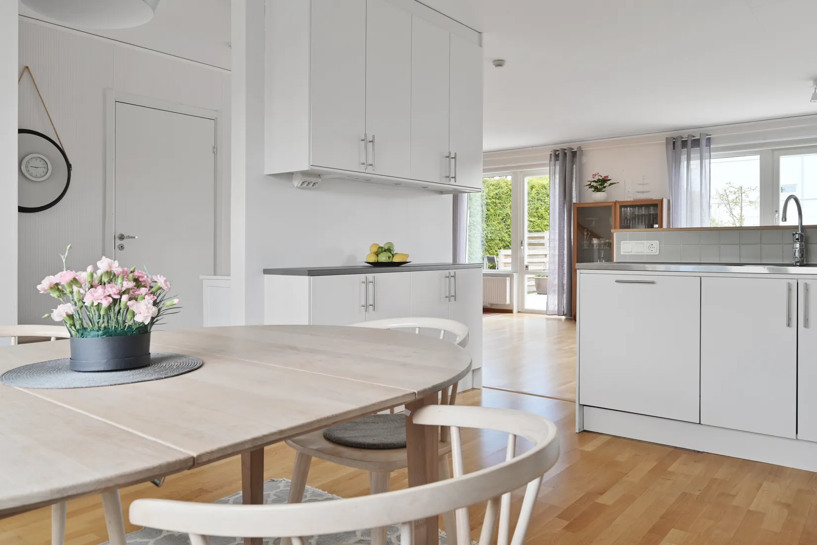 Villa, Adlerfelts gata 16, Sanda Ängar, Upplands Väsby