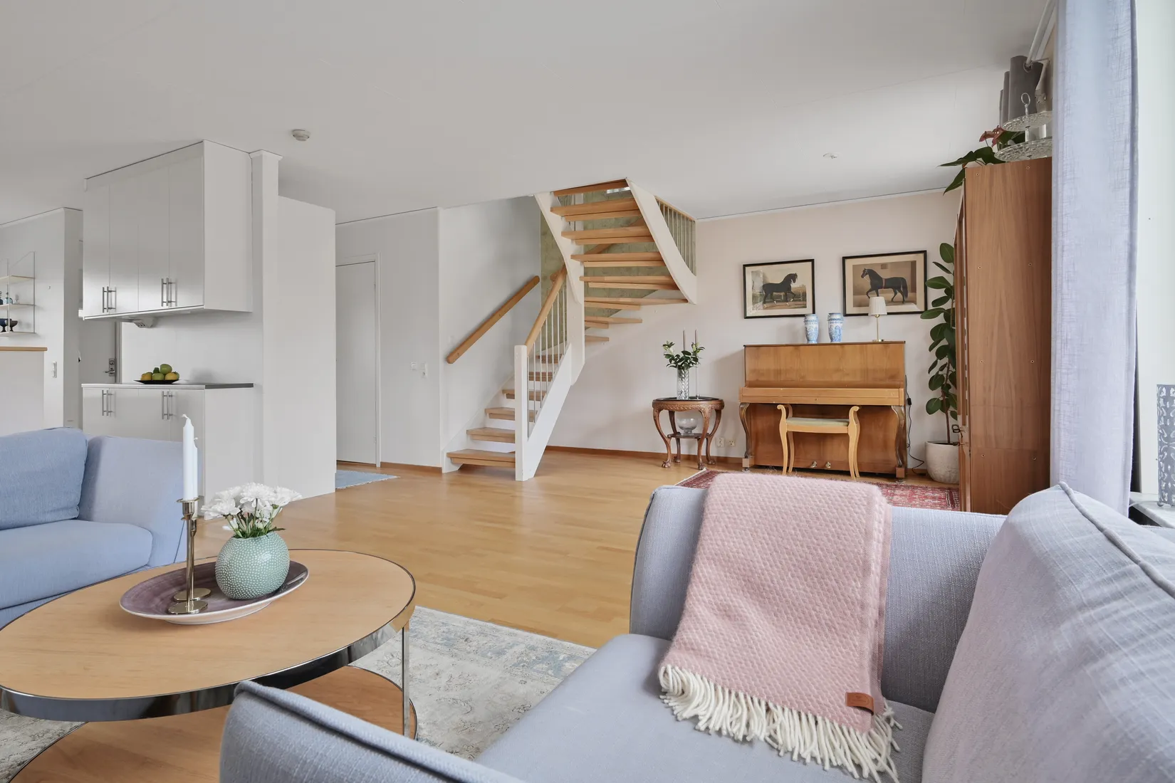 Villa, Adlerfelts gata 16, Sanda Ängar, Upplands Väsby