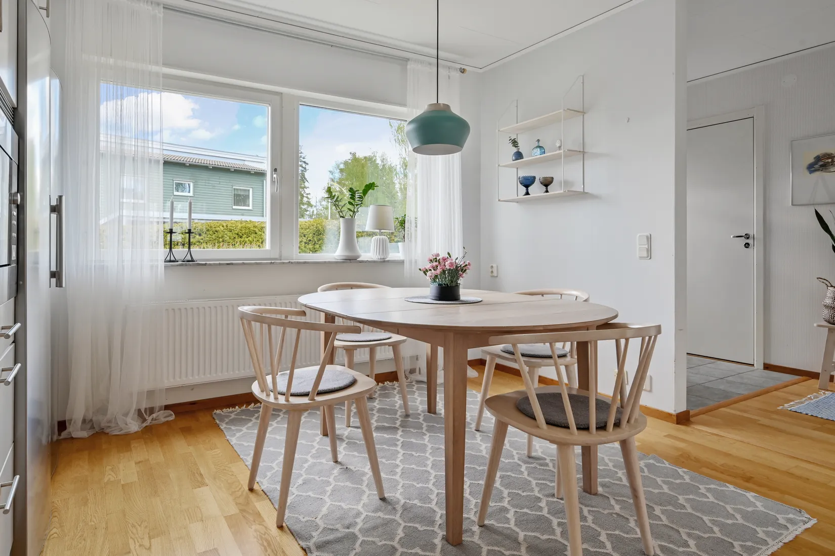 Villa, Adlerfelts gata 16, Sanda Ängar, Upplands Väsby