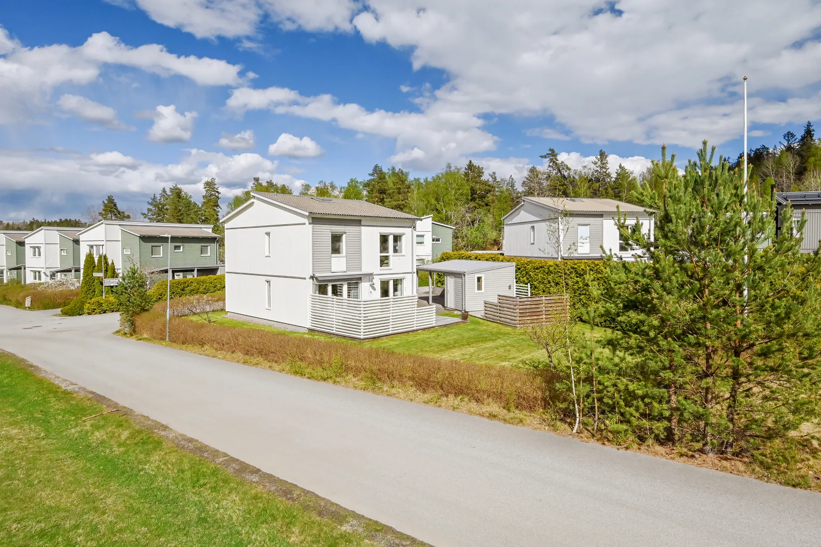 Villa, Adlerfelts gata 16, Sanda Ängar, Upplands Väsby