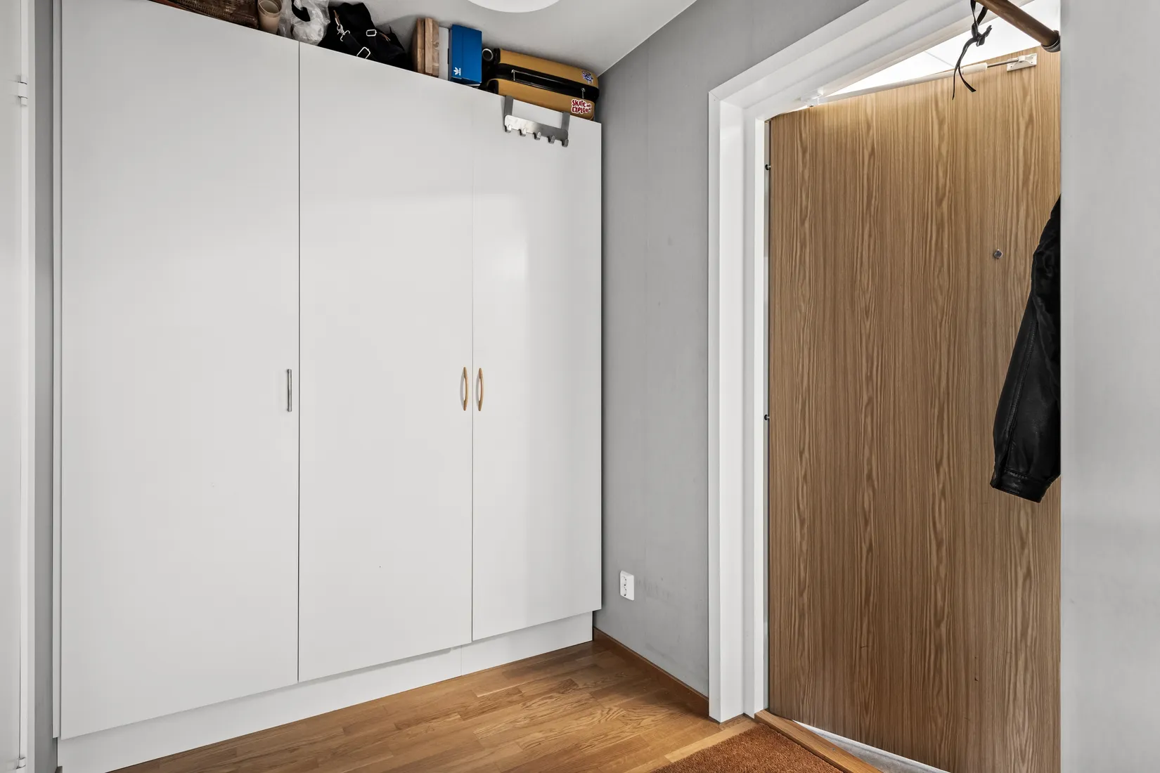 Bostadsrätt, Pepparvägen 41, vån 3/3, Hökarängen, Stockholm