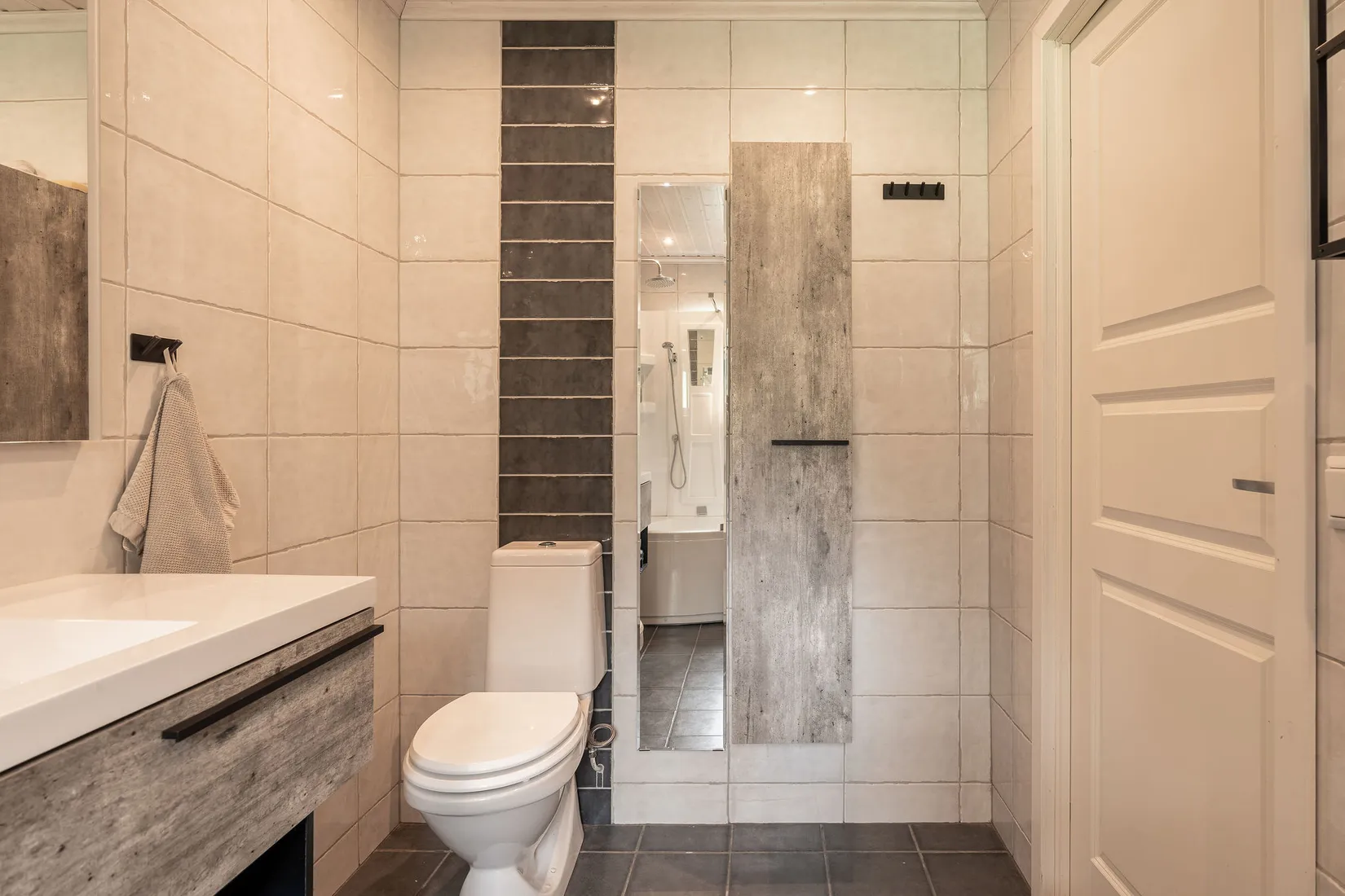Villa, Radhus, Räntmästarvägen 11B, Frösön, Östersund