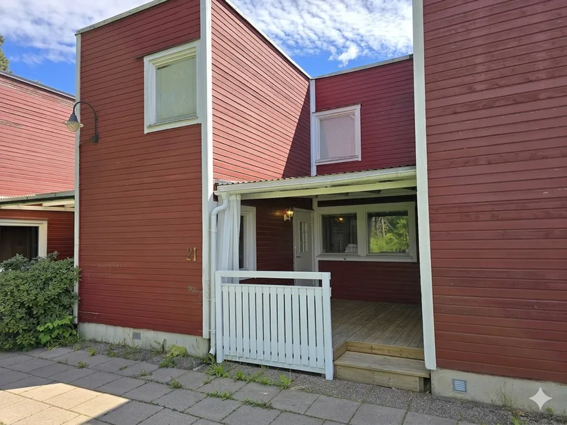 Radhus, Rymdgatan 21, Märsta - Steninge, Sigtuna