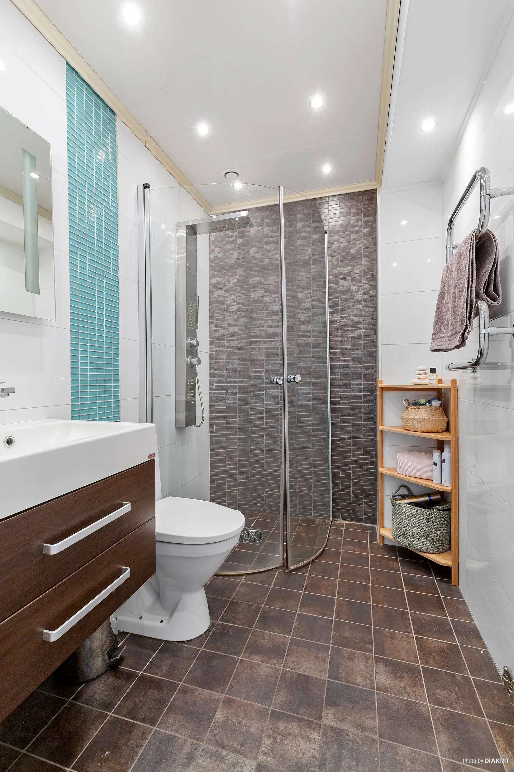 Bostadsrätt, Radhus, Lillies Väg 25, Viby, Sollentuna
