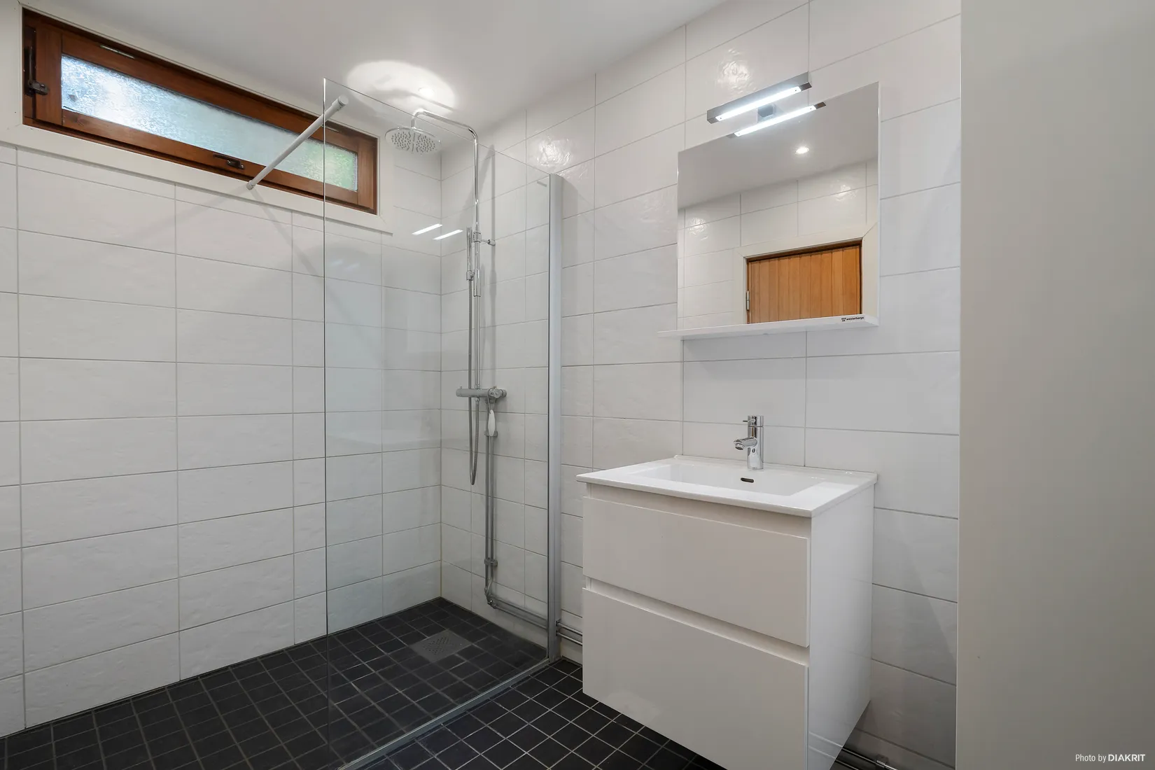 Radhus, Skridskovägen 33, Viksjö, Järfälla