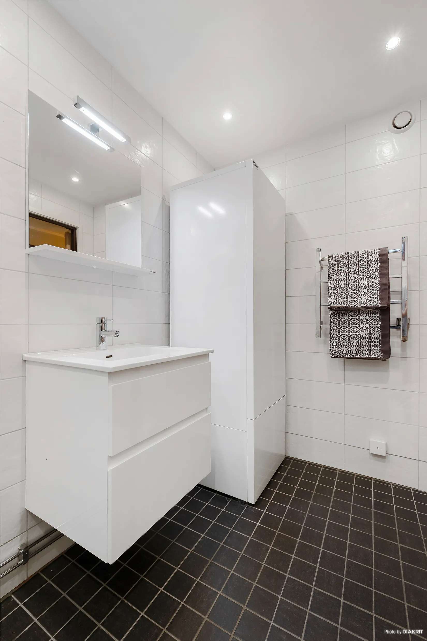 Radhus, Skridskovägen 33, Viksjö, Järfälla