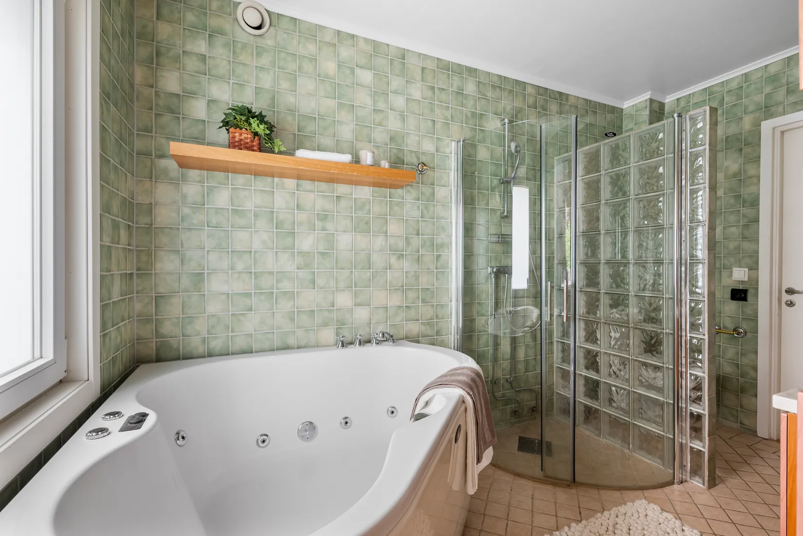 Villa, Ryttmästarvägen 105, Nälsta, Stockholm
