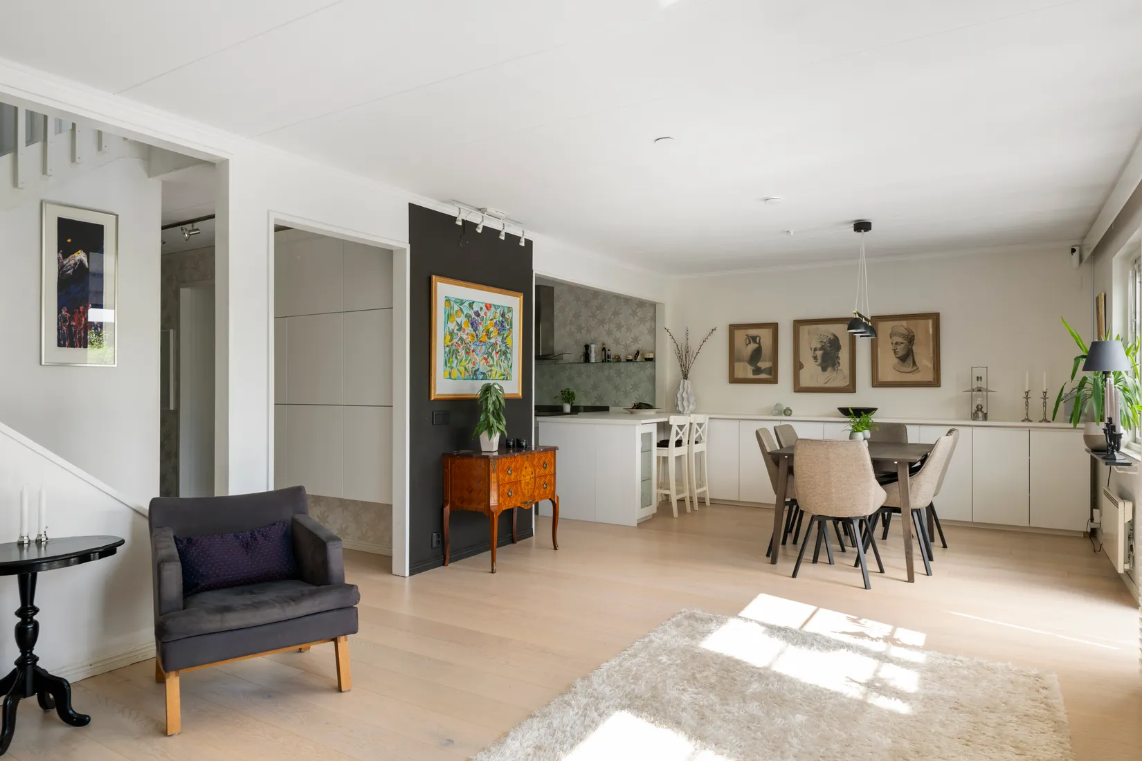 Villa, Radhus, Gyllenstiernas väg 71, Näsbypark, Täby