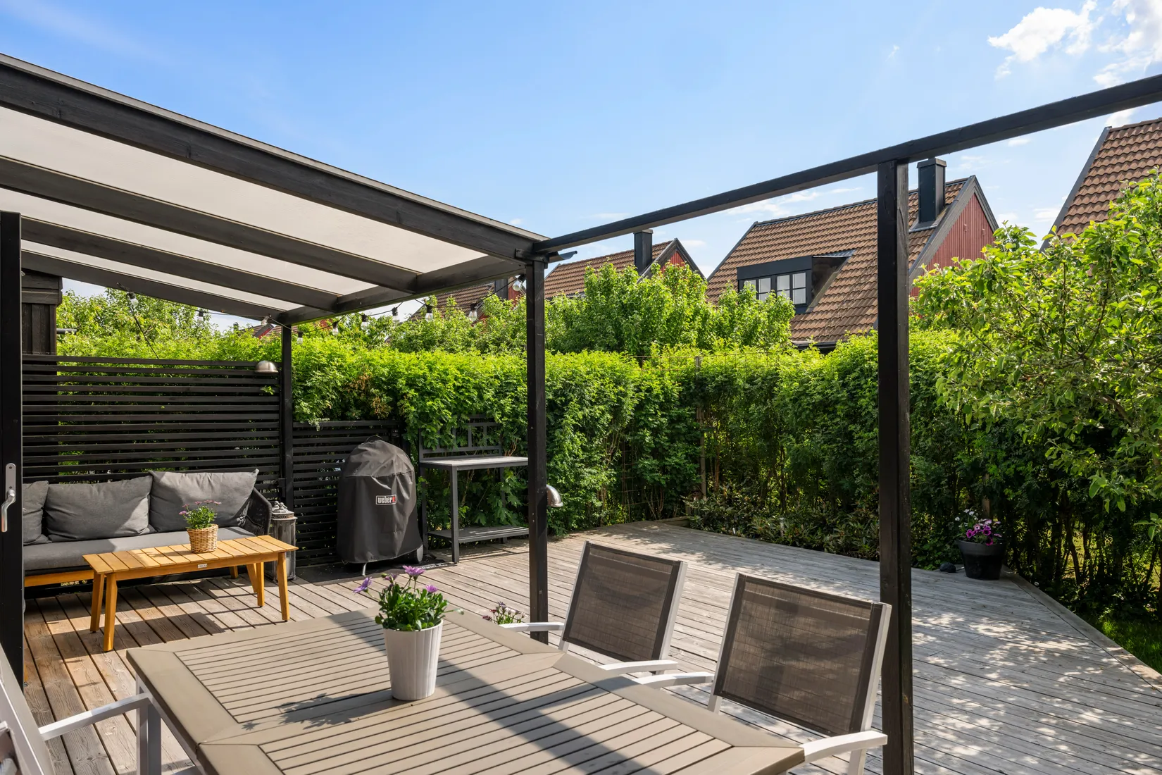 Villa, Radhus, Gyllenstiernas väg 71, Näsbypark, Täby