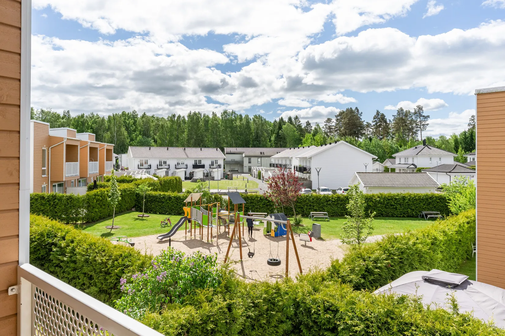 Bostadsrätt, Radhus, Persikogatan 2E, Nyponlunden, Örebro