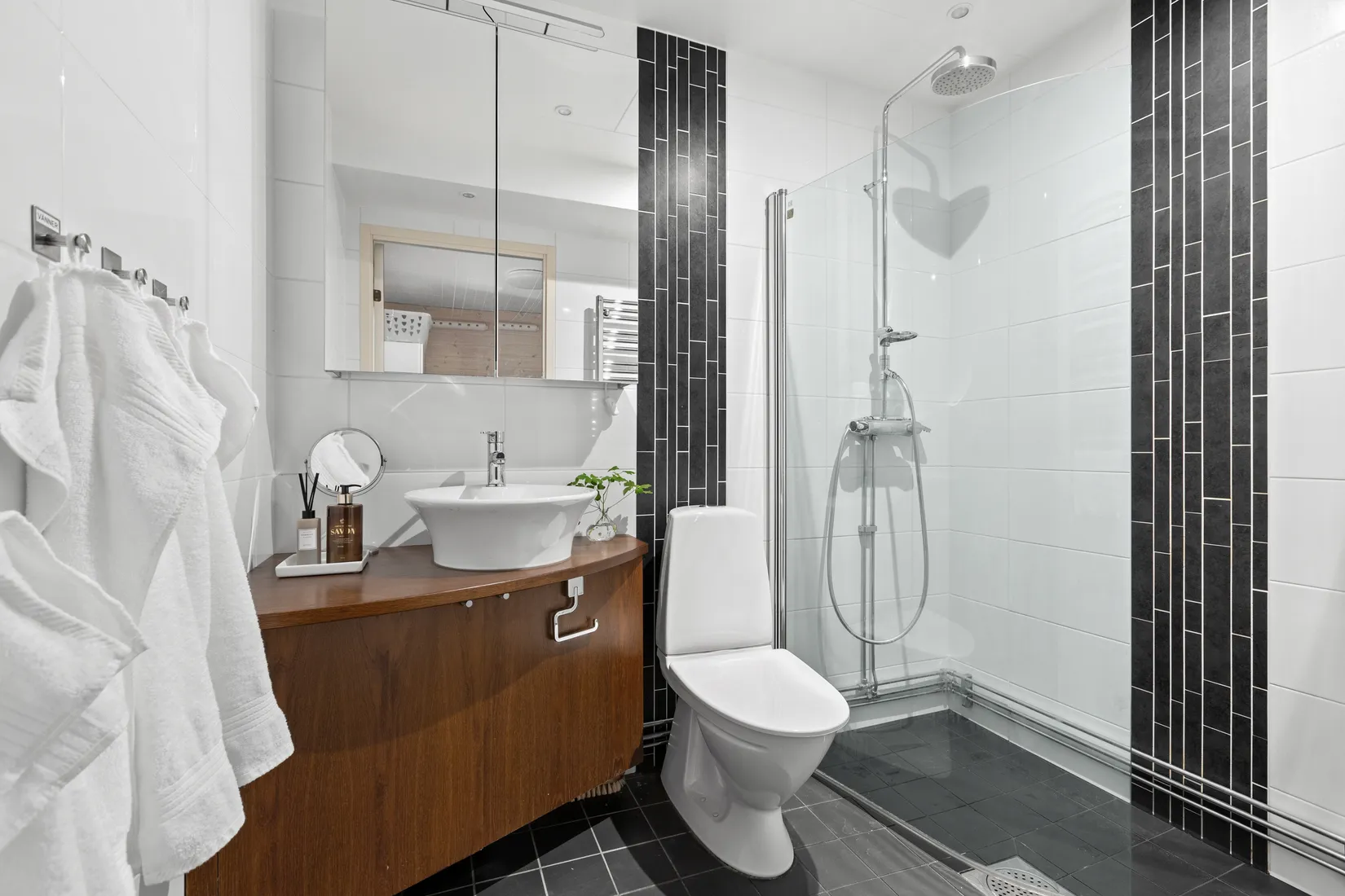 Bostadsrätt, Radhus, Tomtbacksvägen 14, Brunna, Ekerö