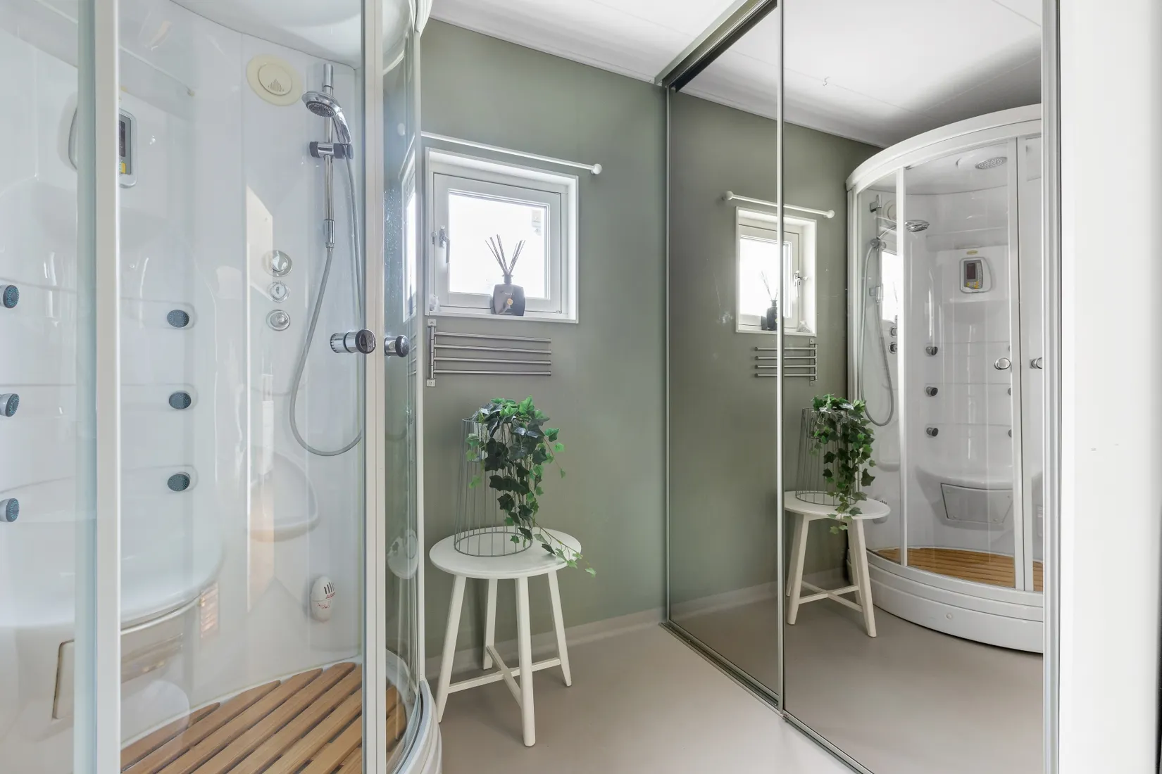Bostadsrätt, Radhus, Tomtbacksvägen 14, Brunna, Ekerö