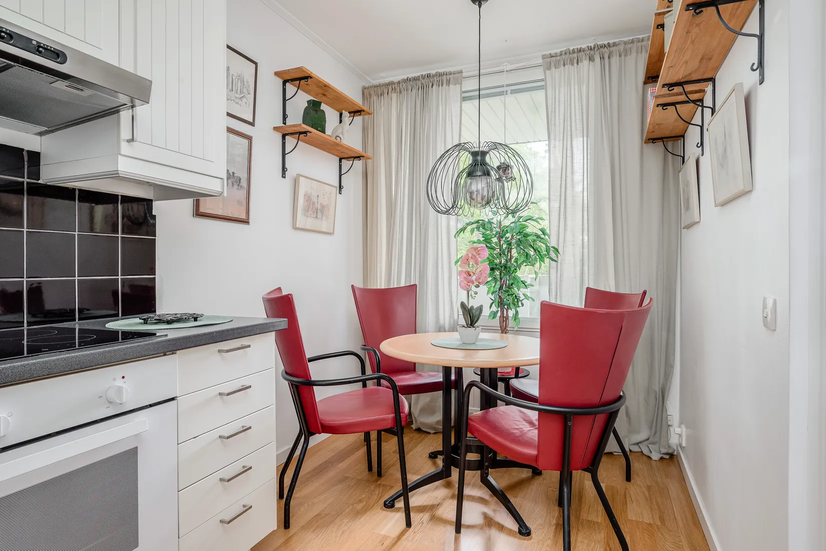 Bostadsrätt, Rosengårdsvägen 1, Rosengården, Vallentuna