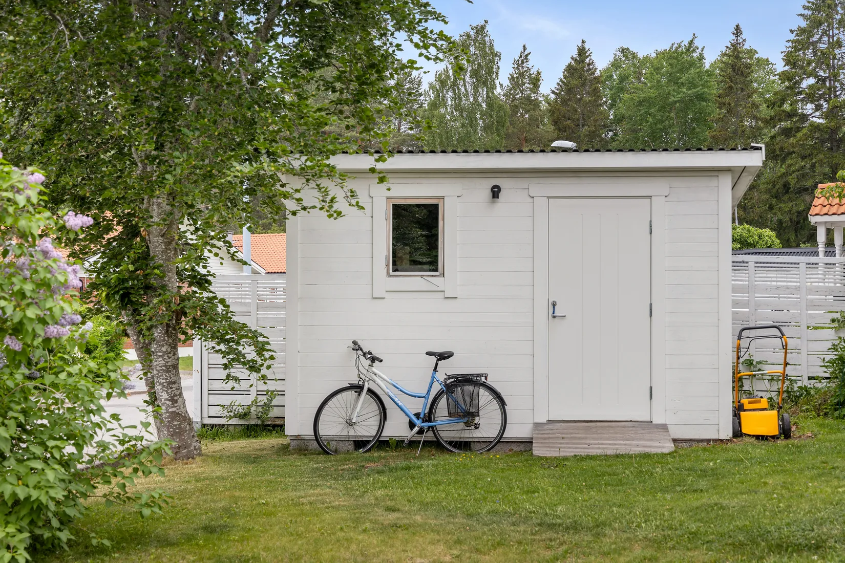 Radhus, Kärrvägen 30, Sigtuna - Hällsbo, Sigtuna