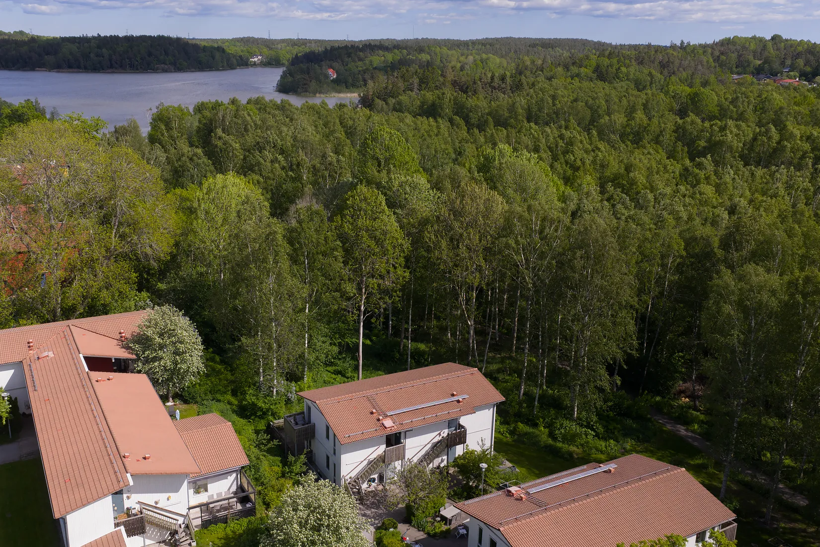 Bostadsrätt, Groths väg 43, Huddinge - sjönära intill Trehörningen, Huddinge