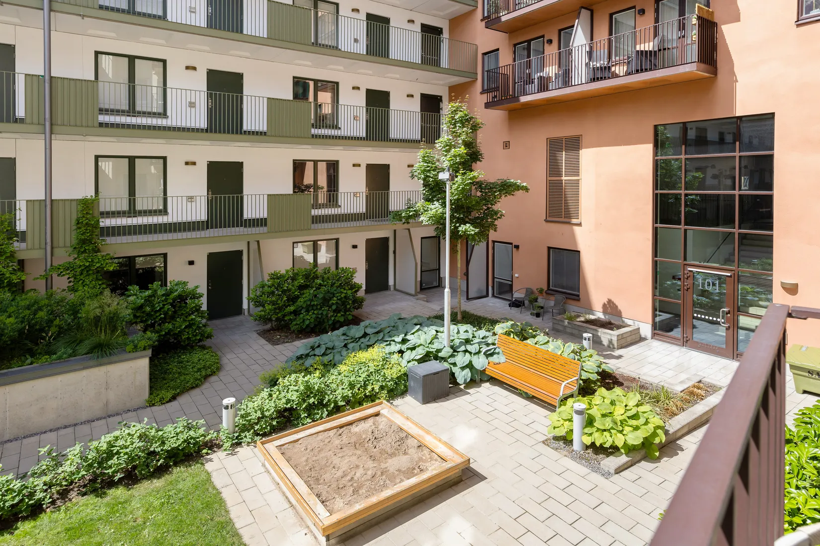 Bostadsrätt, Charlottenburgsvägen 15, Solna