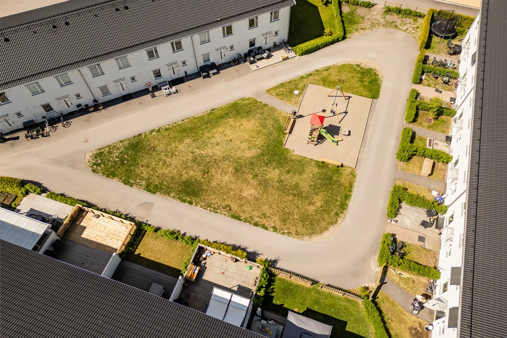 Bostadsrätt, Radhus, Bofinkvägen 16, Hallstahammar