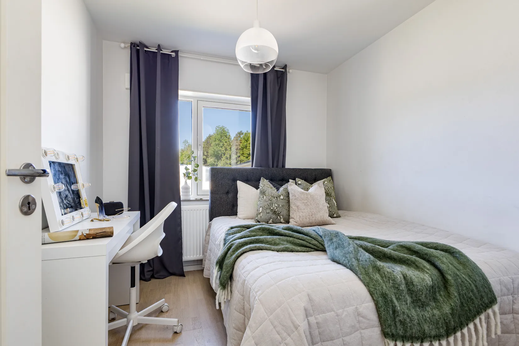 Bostadsrätt, Radhus, Bofinkvägen 16, Hallstahammar