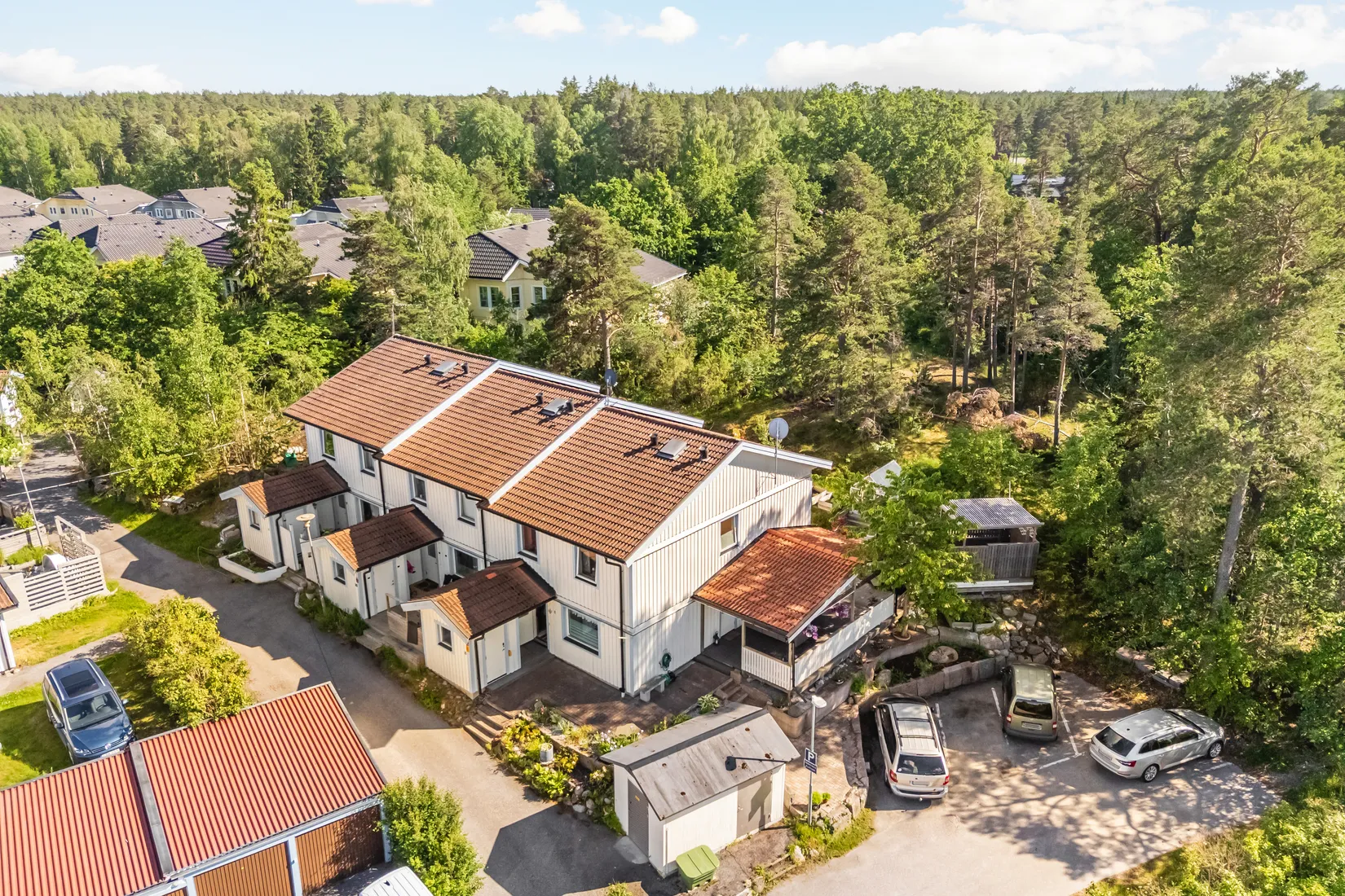 Bostadsrätt, Radhus, RÖBYTORPSVÄGEN 8, Kårsta, Vallentuna