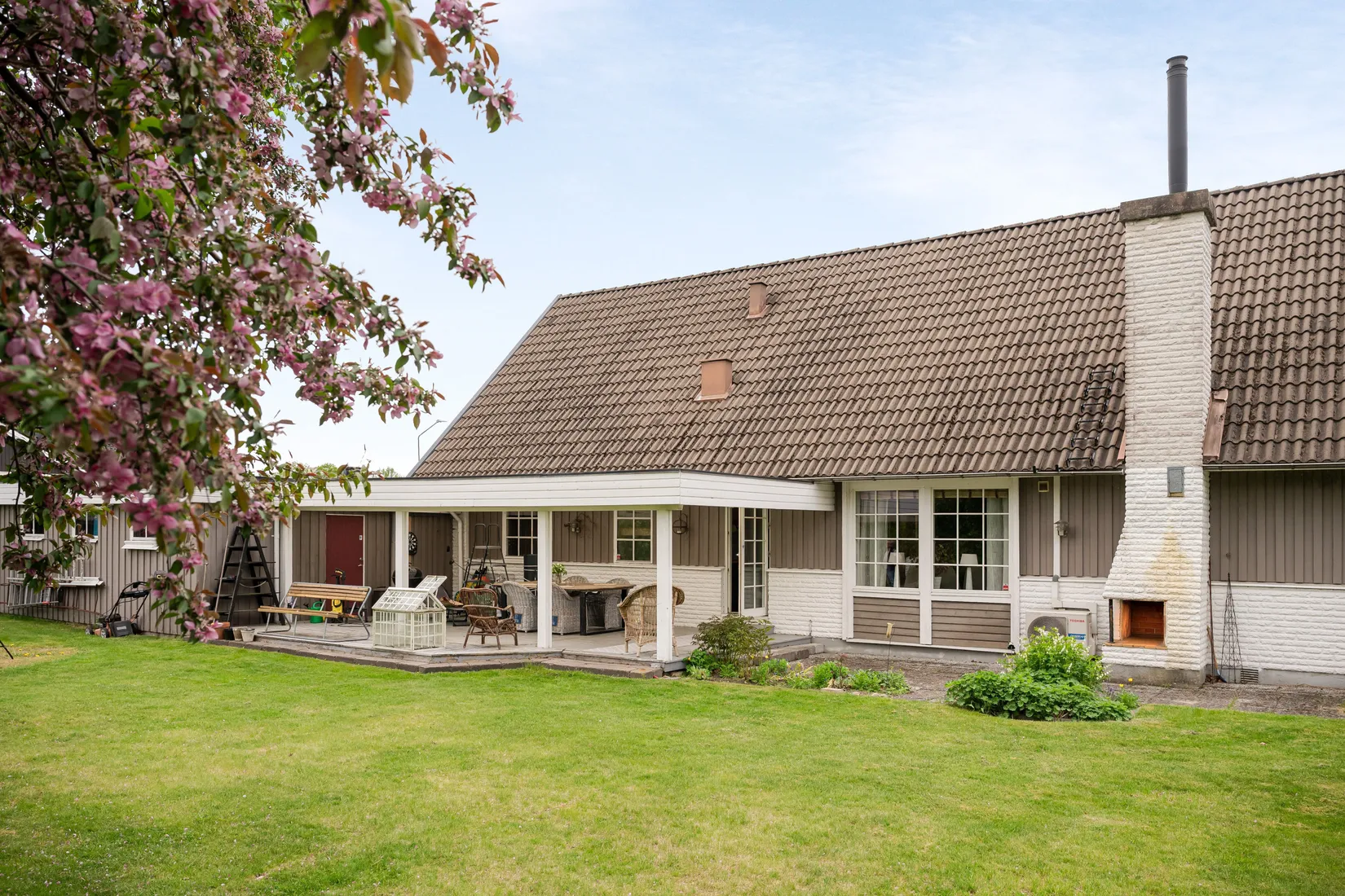 Villa, Södra Gränsgatan 24, Osby - Centralt, Osby