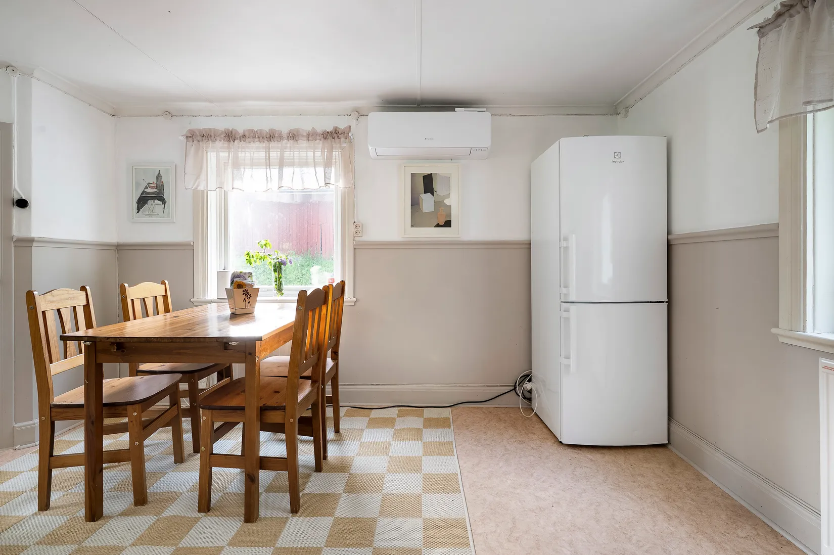 Villa, Mor-Ola vägen 1, Bångbro, Ljusnarsberg