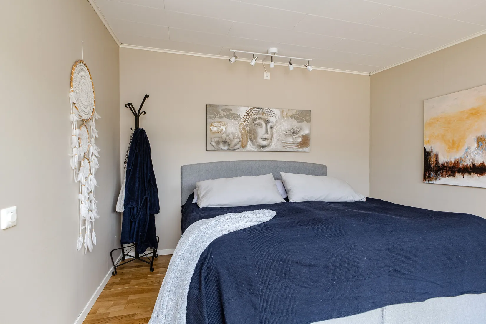 Villa, Vadarvägen 54, Elund, Köping