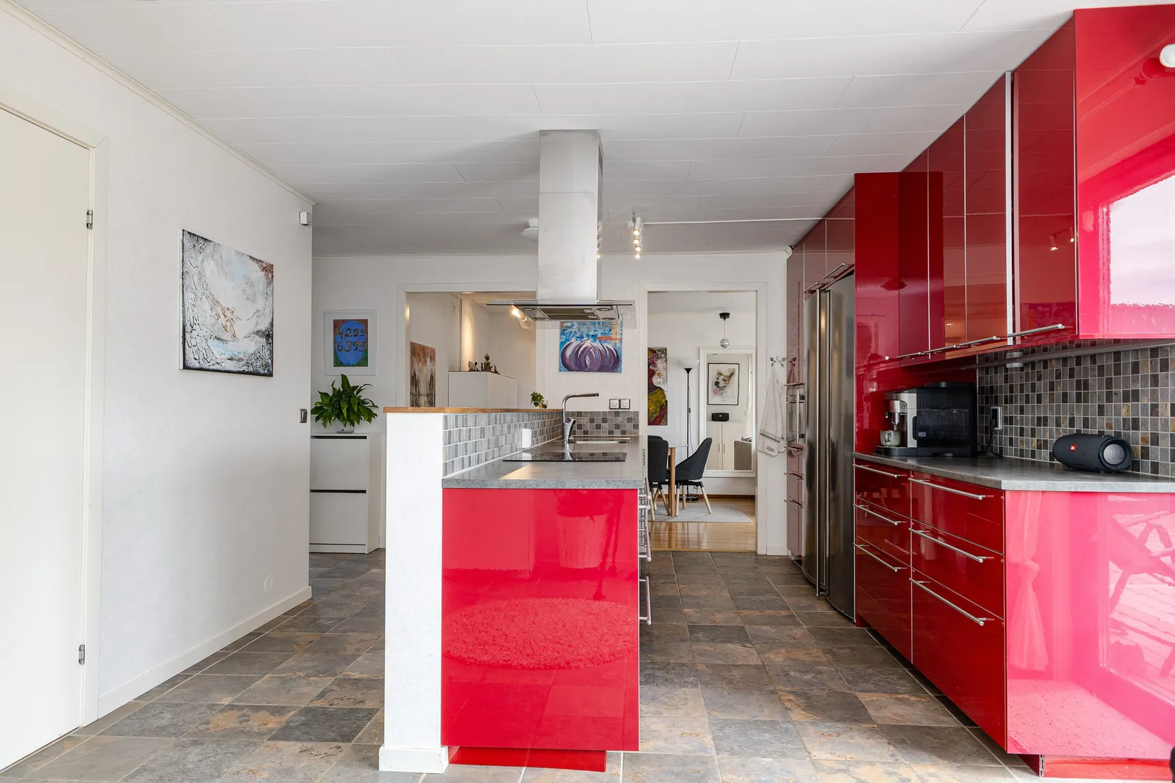 Villa, Vadarvägen 54, Elund, Köping