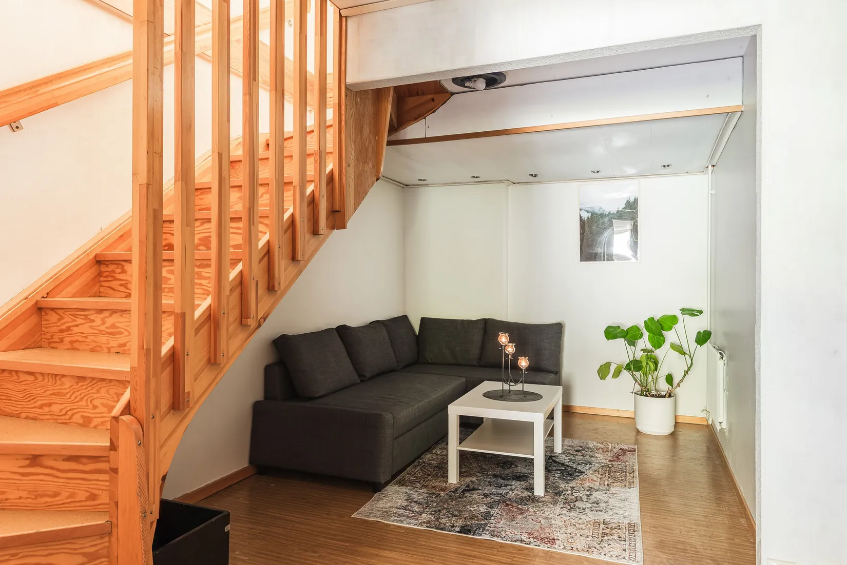 Radhus, Visbyvägen 10, Granloholm, Sundsvall