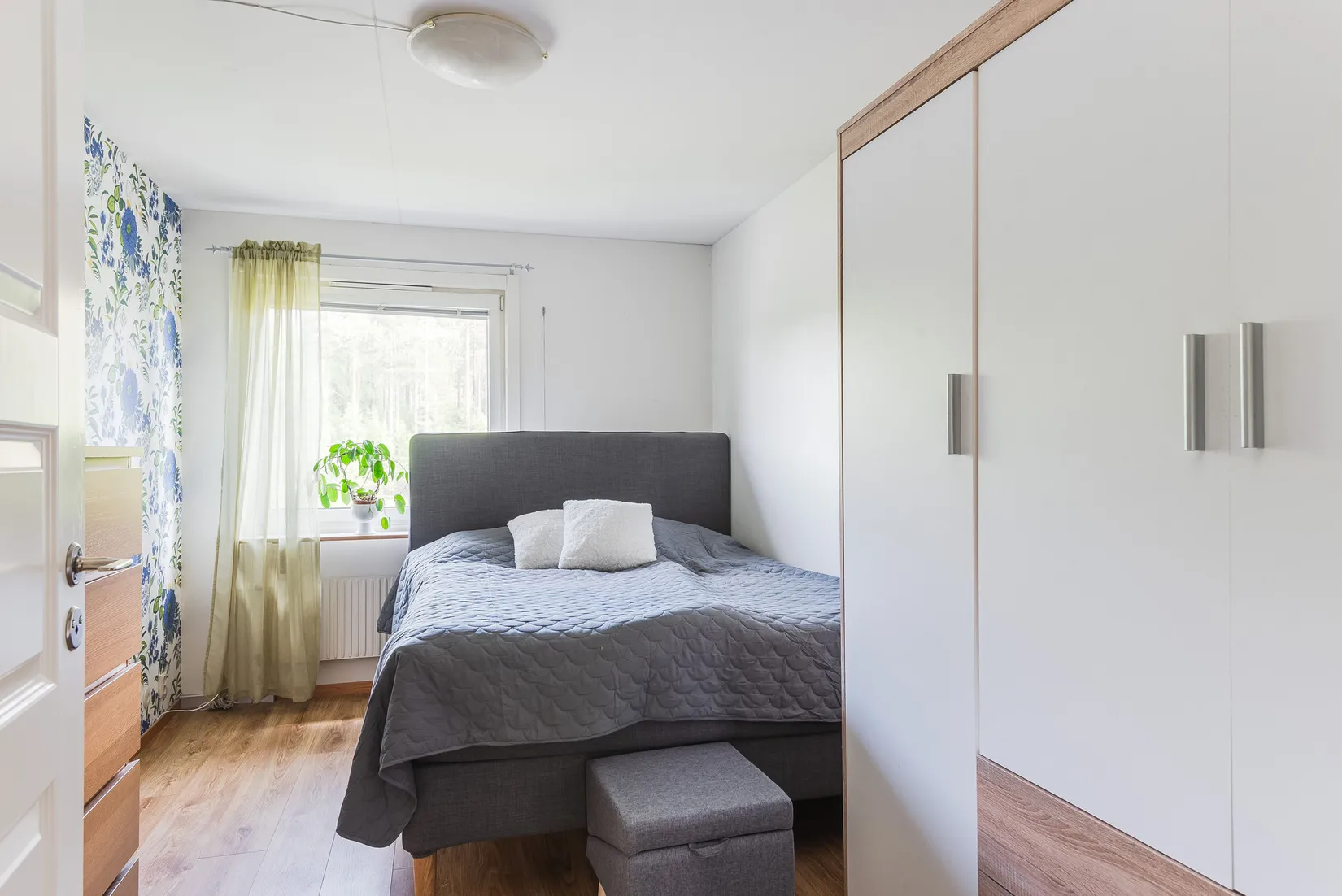 Radhus, Visbyvägen 10, Granloholm, Sundsvall