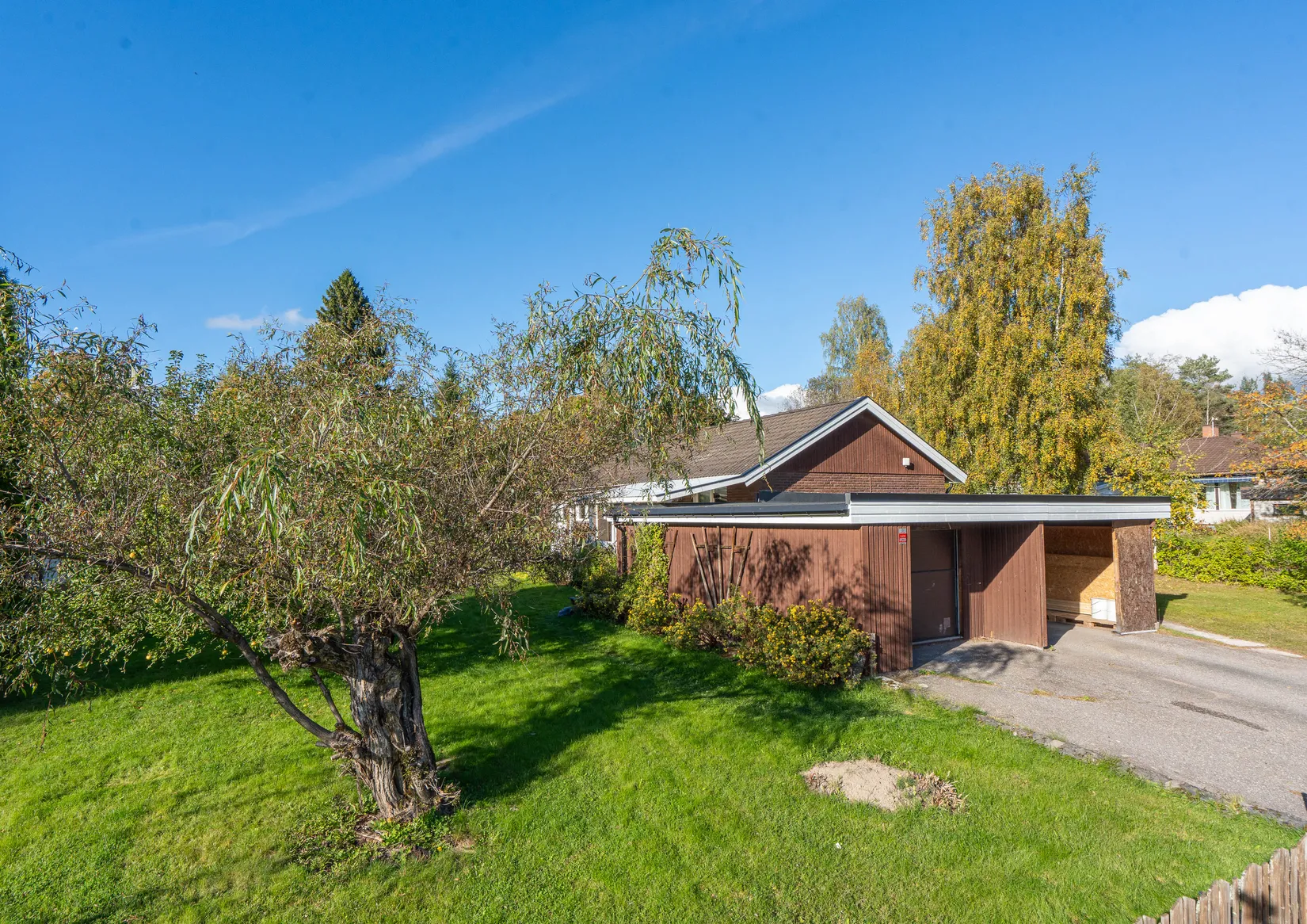 Villa, Alabastergatan 10, Södra Björksätra, Sandviken