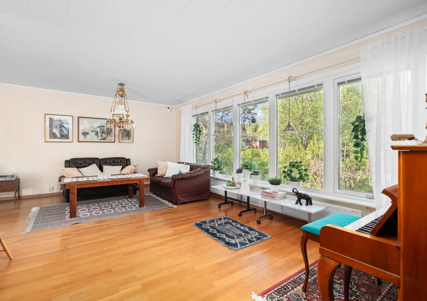 Villa, Alabastergatan 10, Södra Björksätra, Sandviken