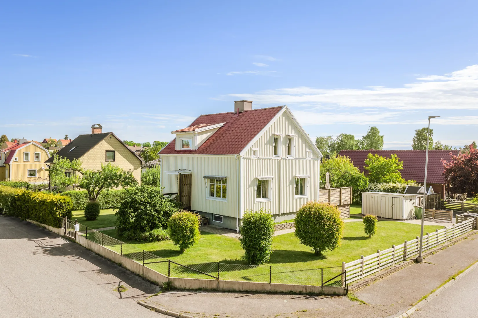 Villa, Björkgatan 17, Holm, Motala