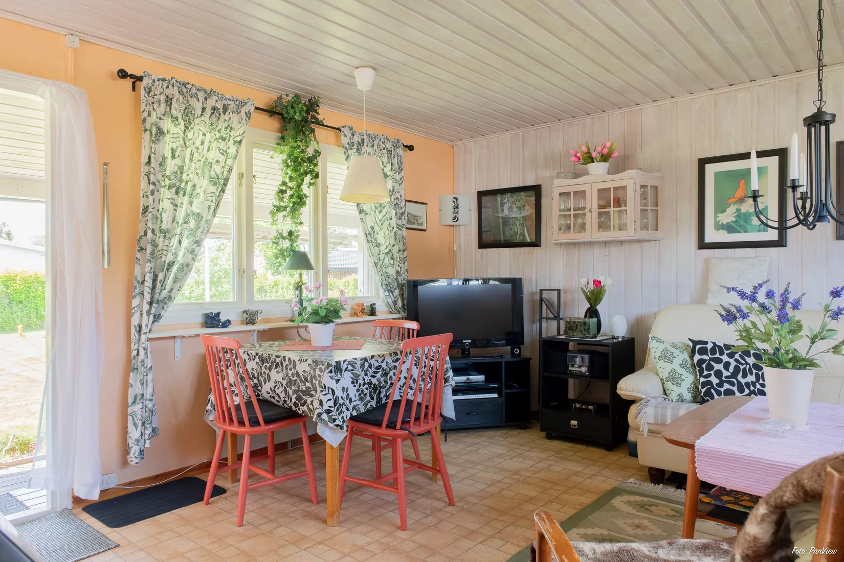 Villa, Banjovägen 5, Lycksta, Västerås