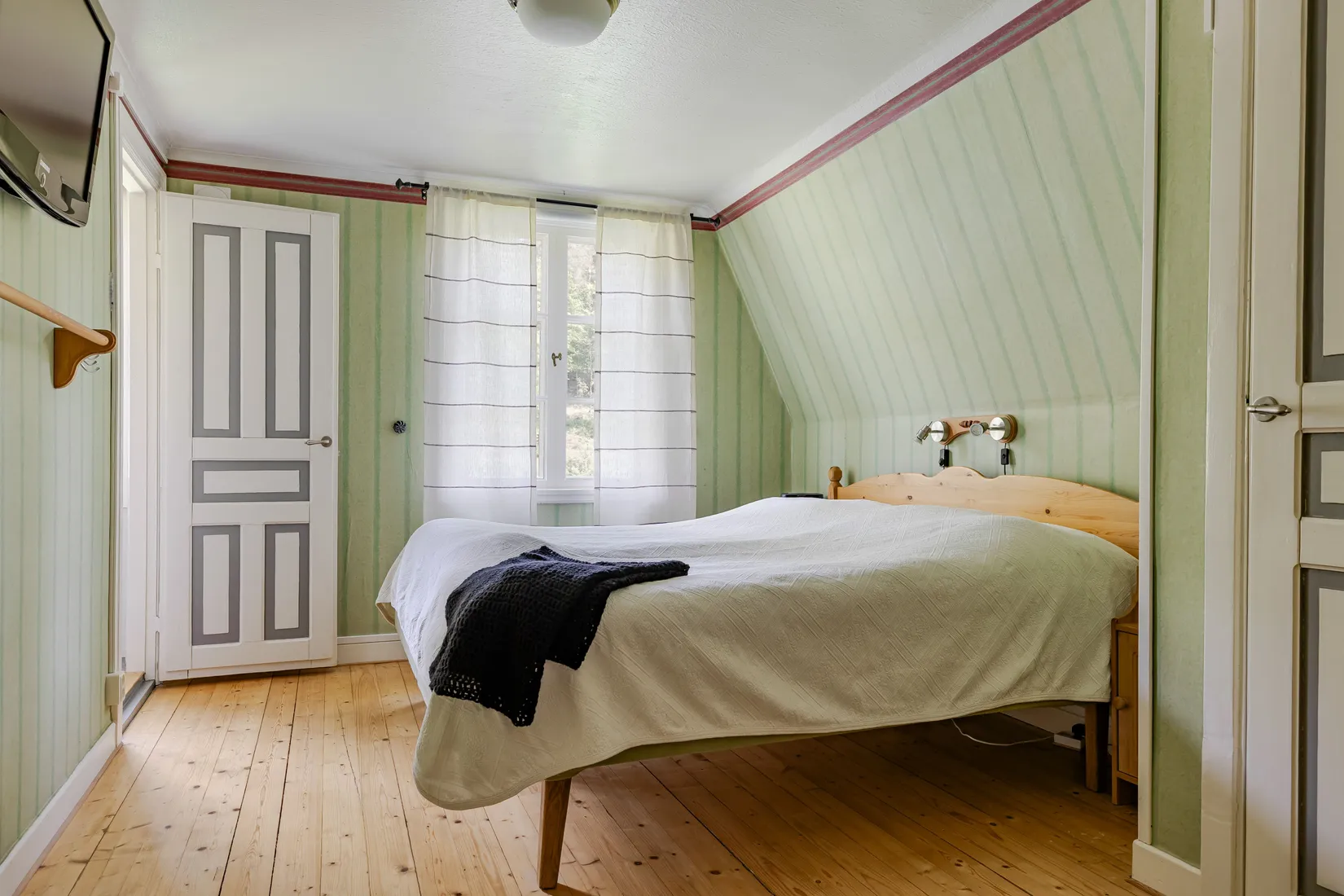 Villa, Jakobslundsvägen 1, Björkfors, Kinda
