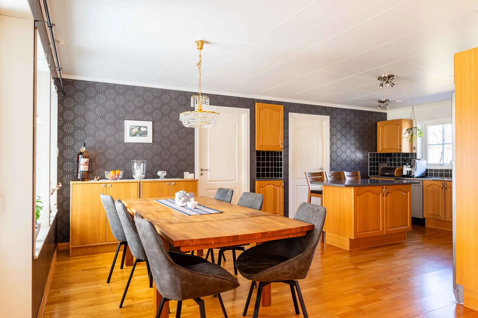Villa, Solrosvägen 1, Sjömon, Östersund