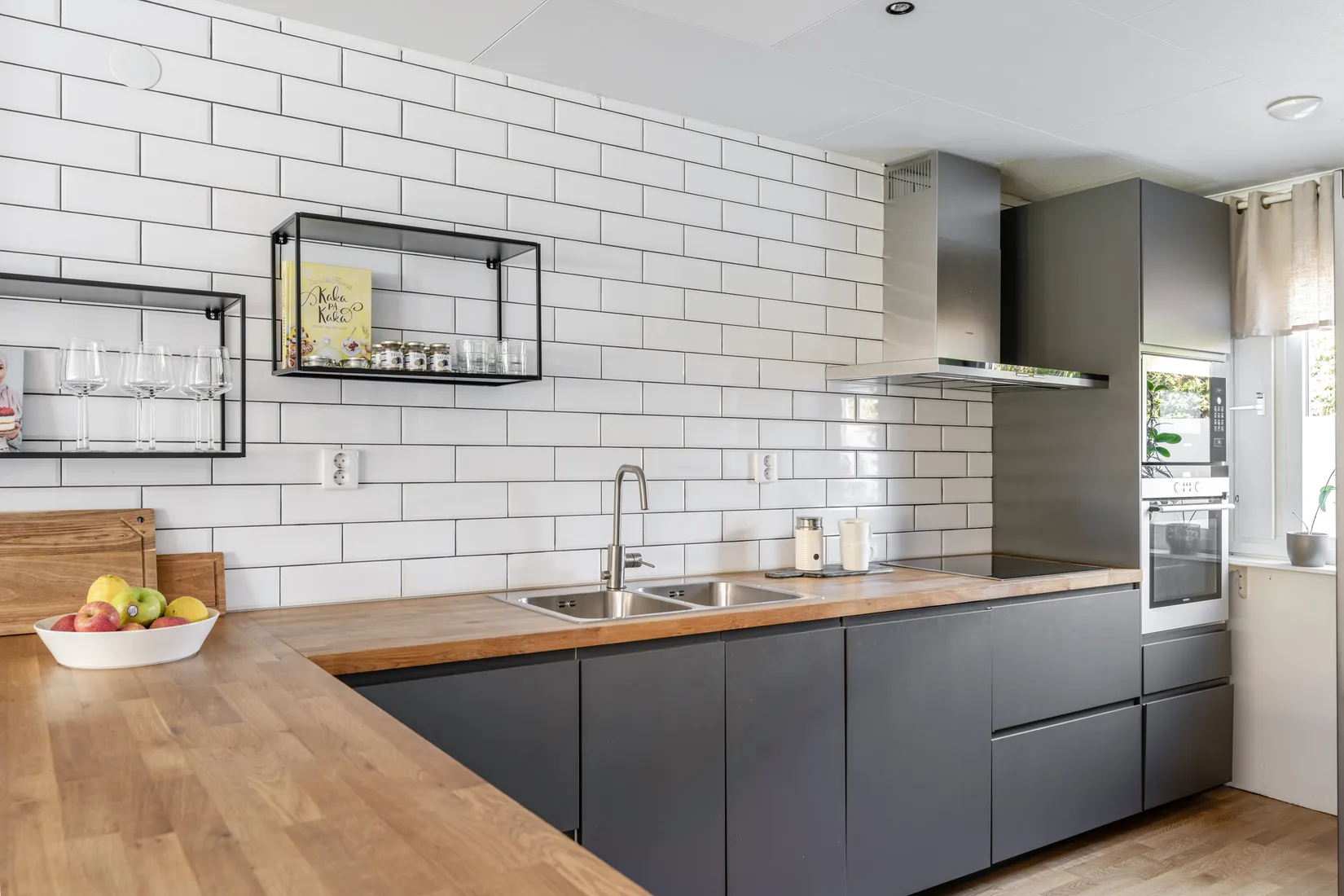 Villa, Radhus, Kanalvägen 14F, Sollentuna - Töjnan, Sollentuna