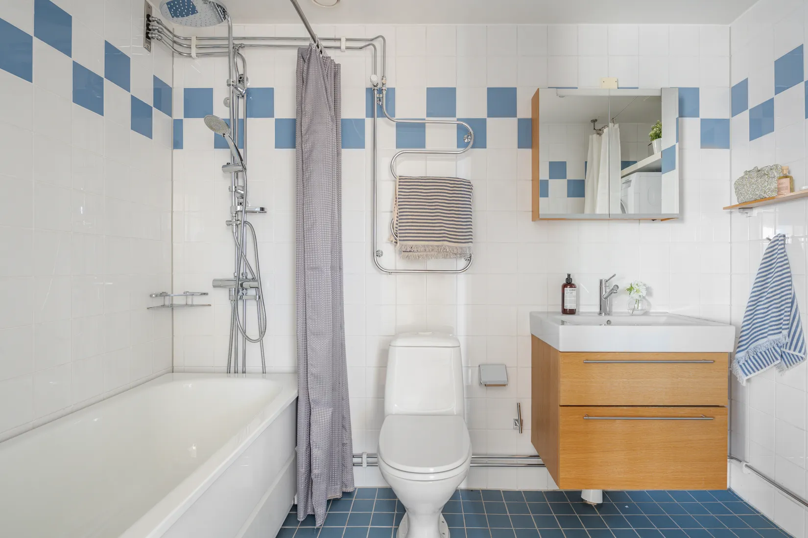 Bostadsrätt, Ågatan 18 - vån 7 av 8, Centrala Sundbyberg, Sundbyberg