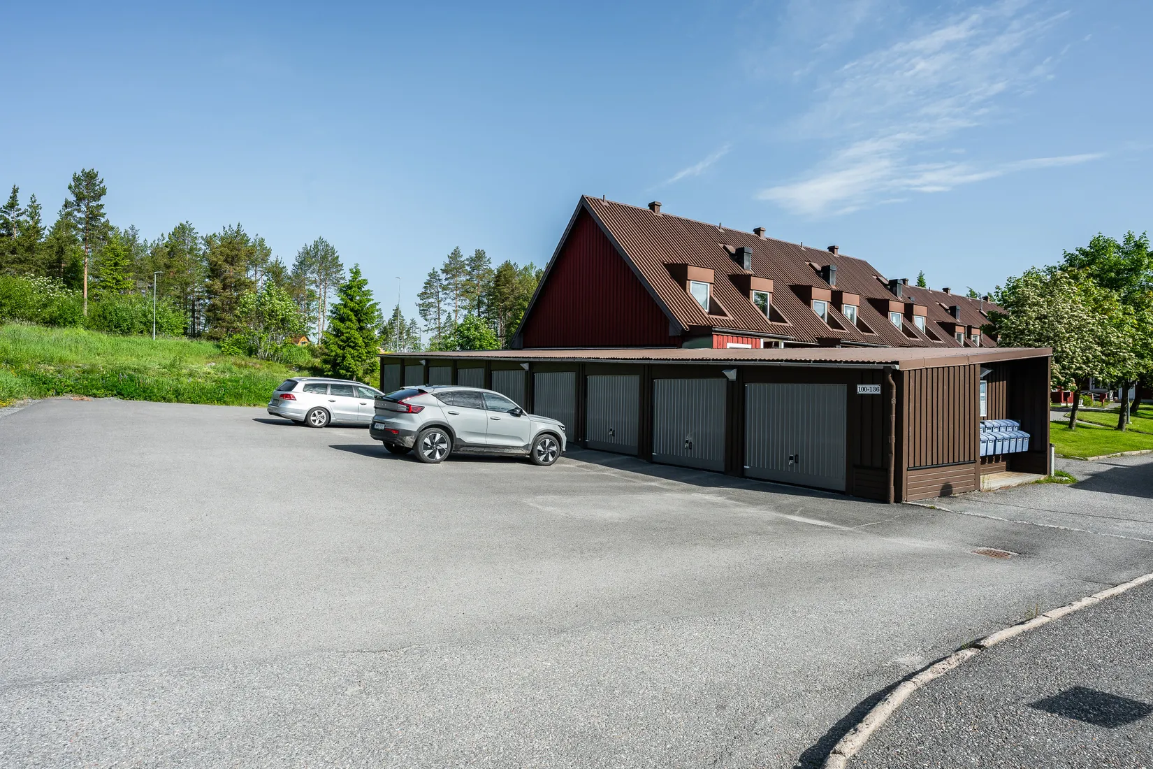 Radhus, Furuvägen 120, Hälletorp, Härnösand