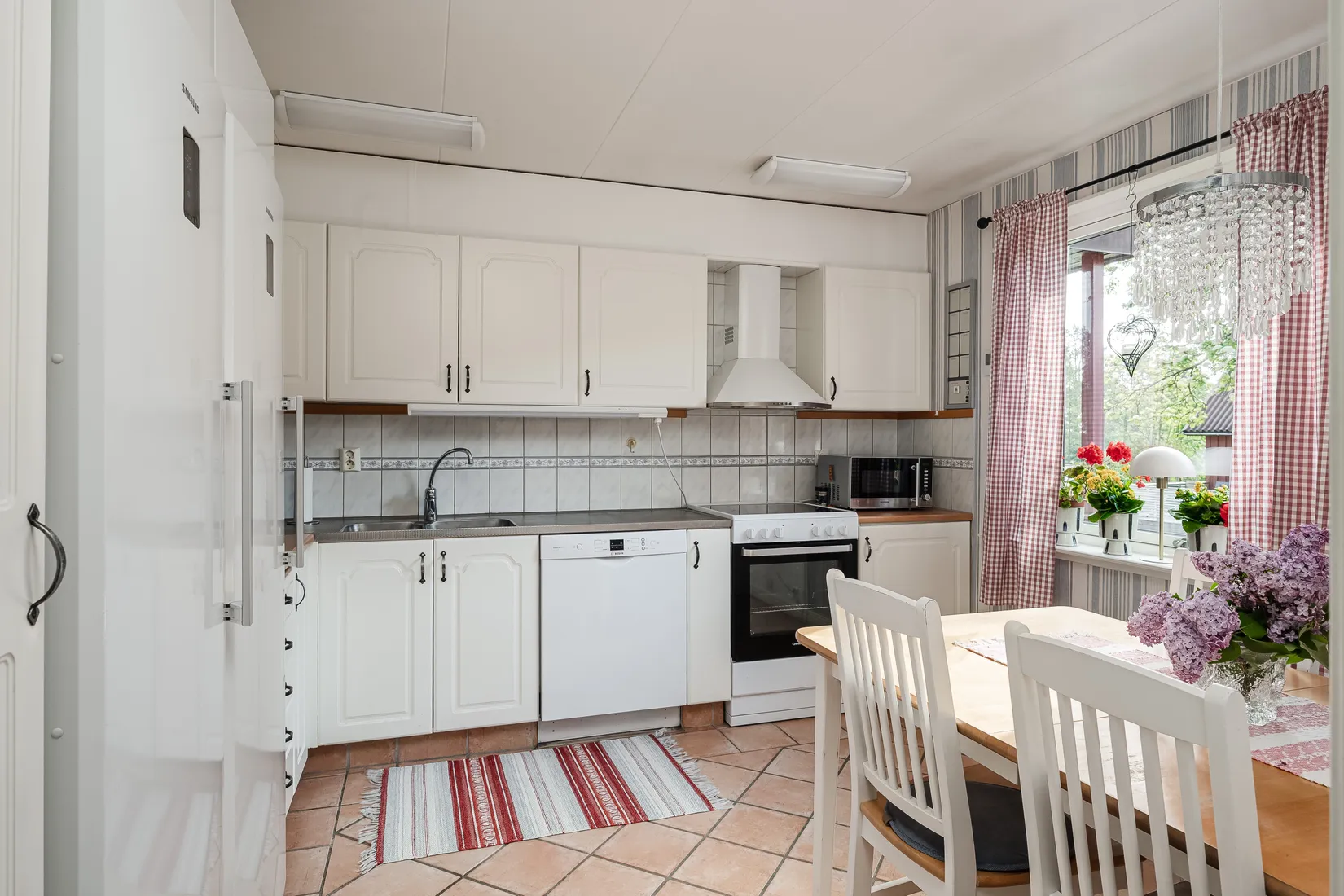 Radhus, Furuvägen 120, Hälletorp, Härnösand
