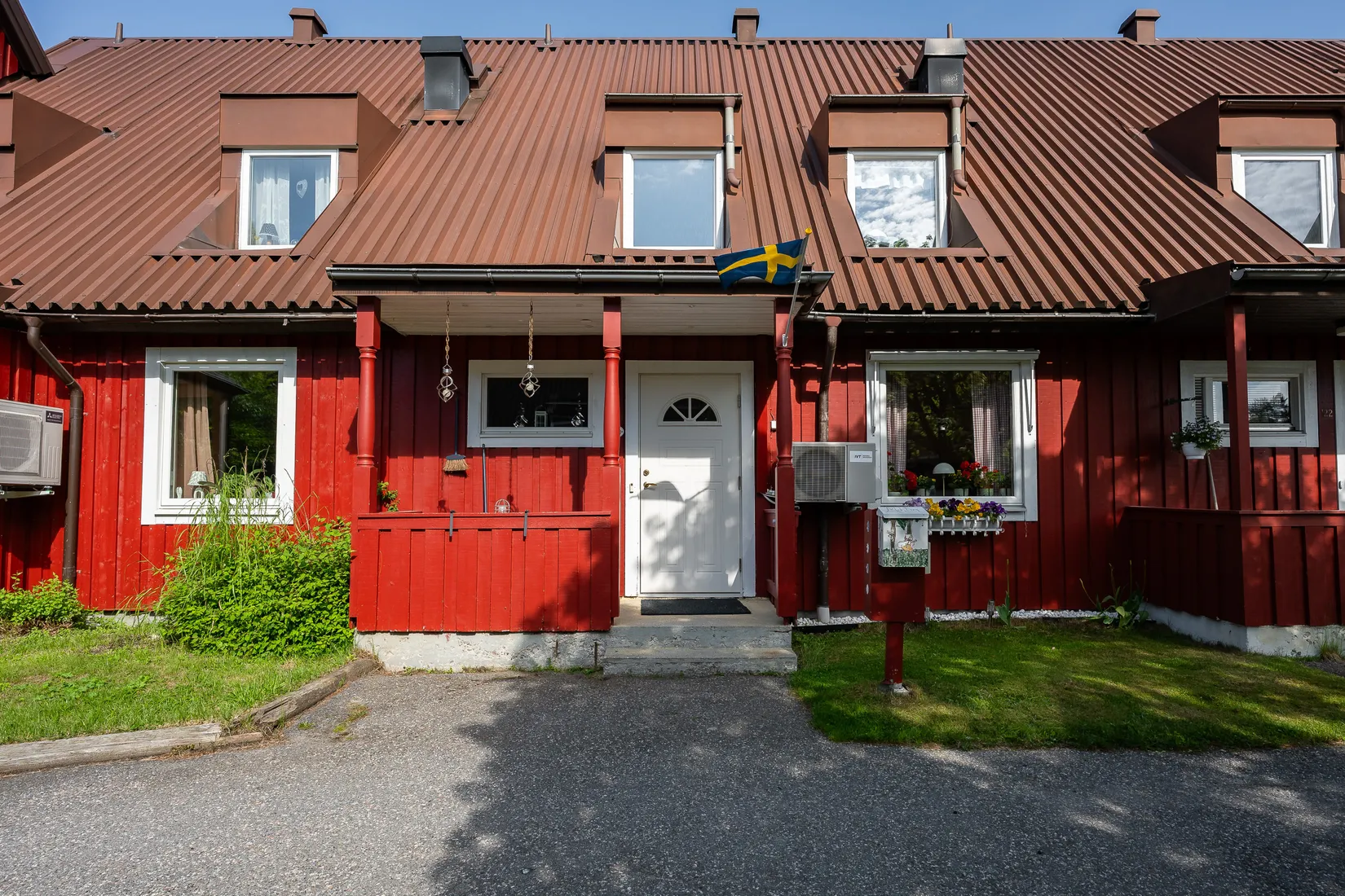 Radhus, Furuvägen 120, Hälletorp, Härnösand