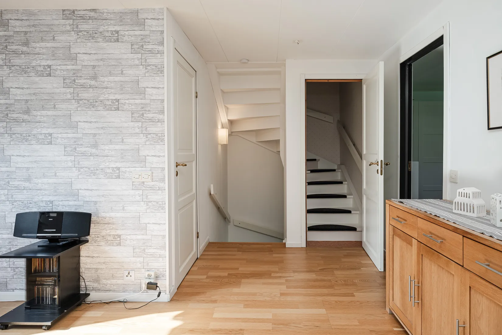 Radhus, Furuvägen 120, Hälletorp, Härnösand