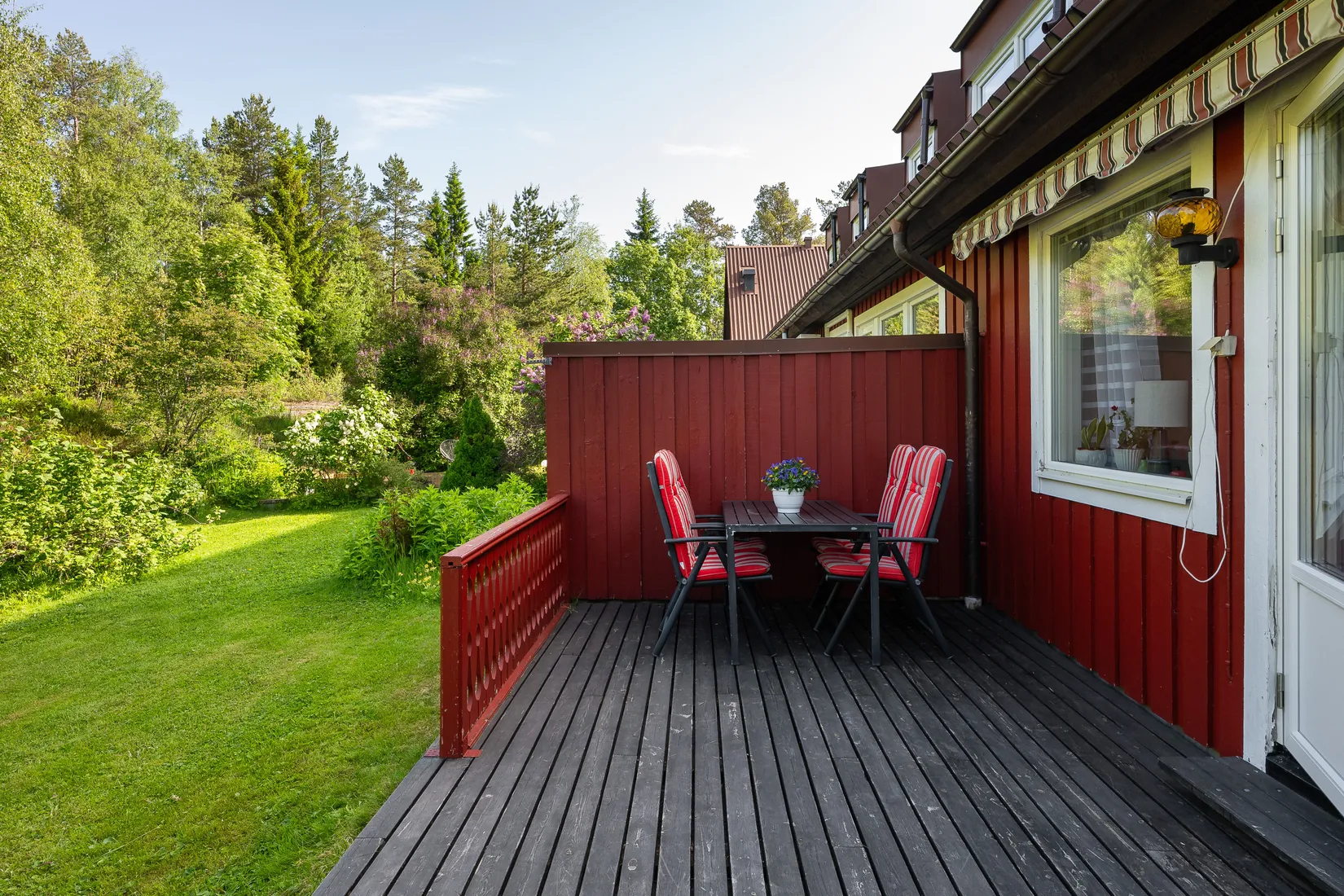 Radhus, Furuvägen 120, Hälletorp, Härnösand