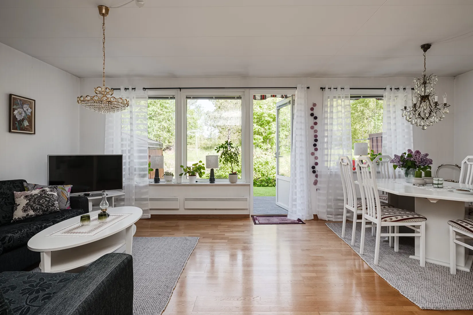 Radhus, Furuvägen 120, Hälletorp, Härnösand