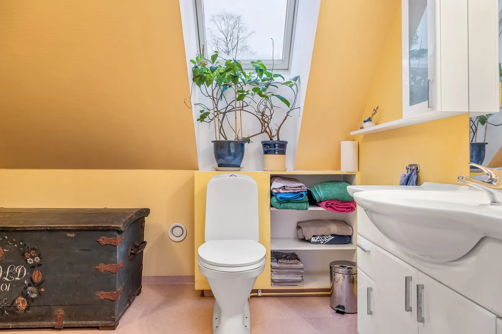 Villa, Domherrestigen 18, Nedre Svärtinge, Norrköping