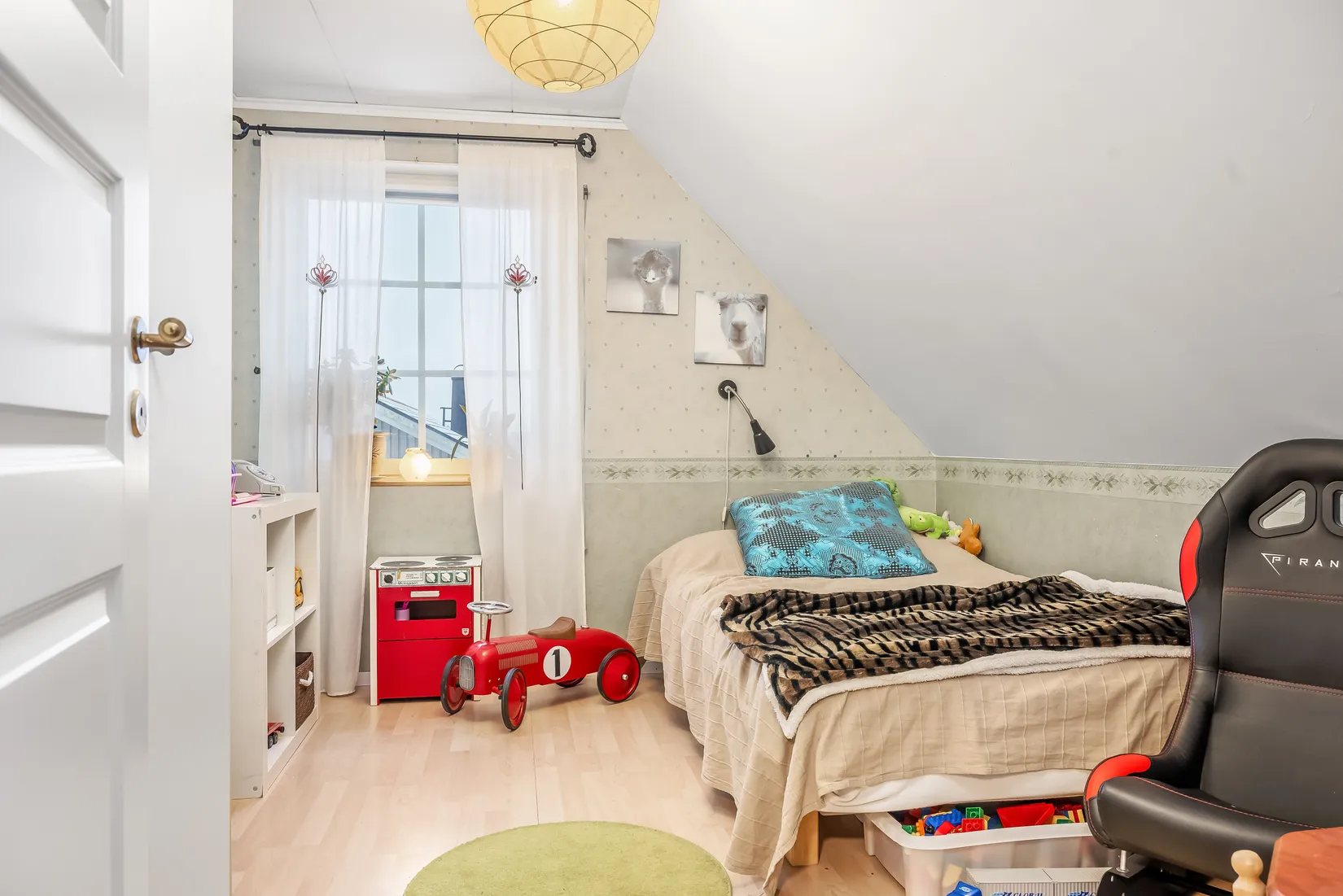 Villa, Domherrestigen 18, Nedre Svärtinge, Norrköping