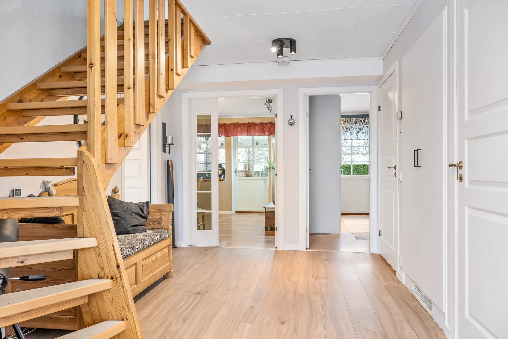 Villa, Domherrestigen 18, Nedre Svärtinge, Norrköping