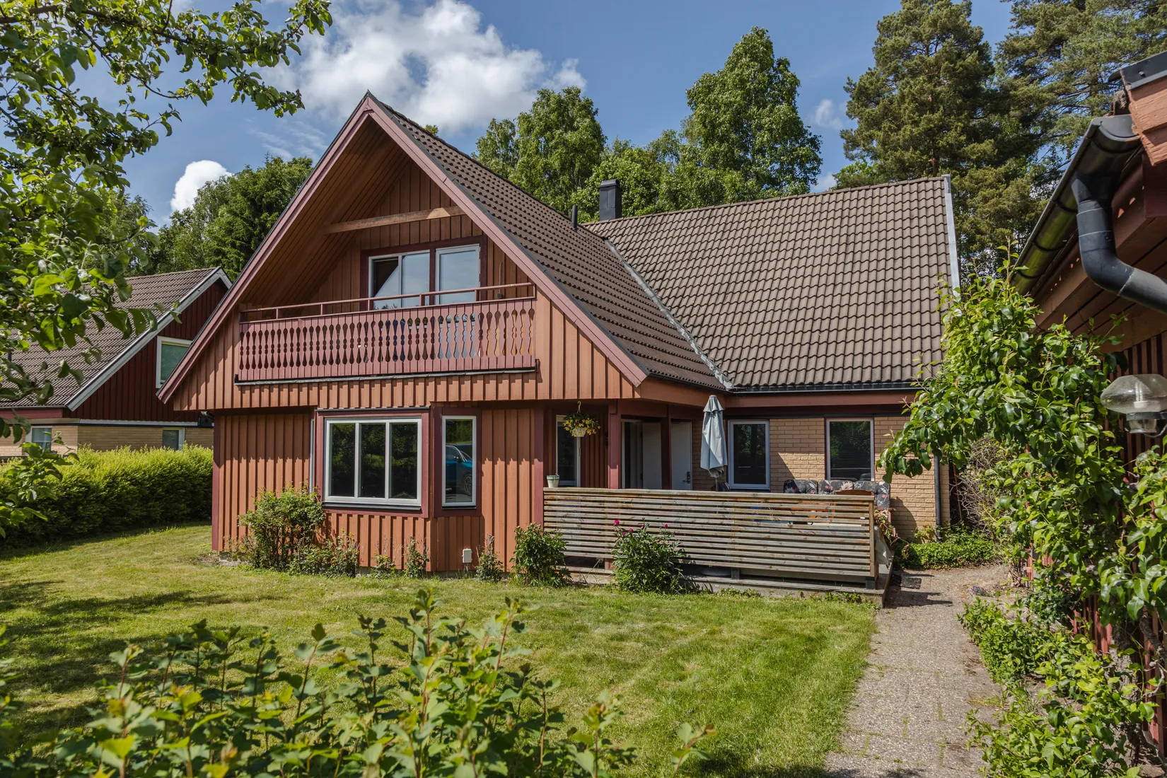 Villa, Aslögs väg 14, Västerås