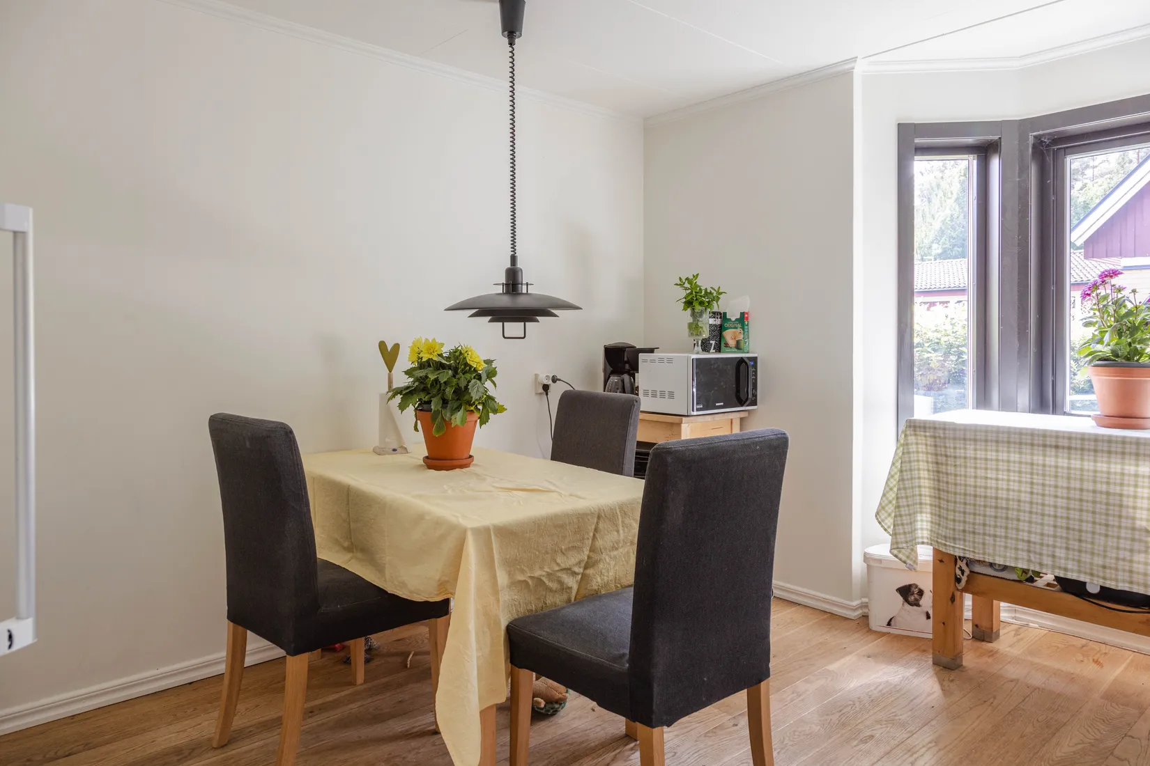 Villa, Aslögs väg 14, Västerås