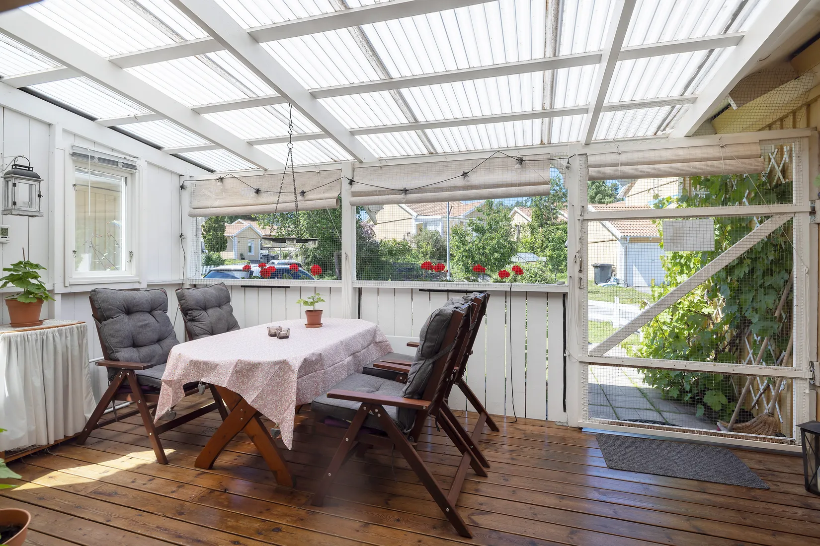 Radhus, Karlsborgsvägen 23, Märsta - Sundveda, Sigtuna