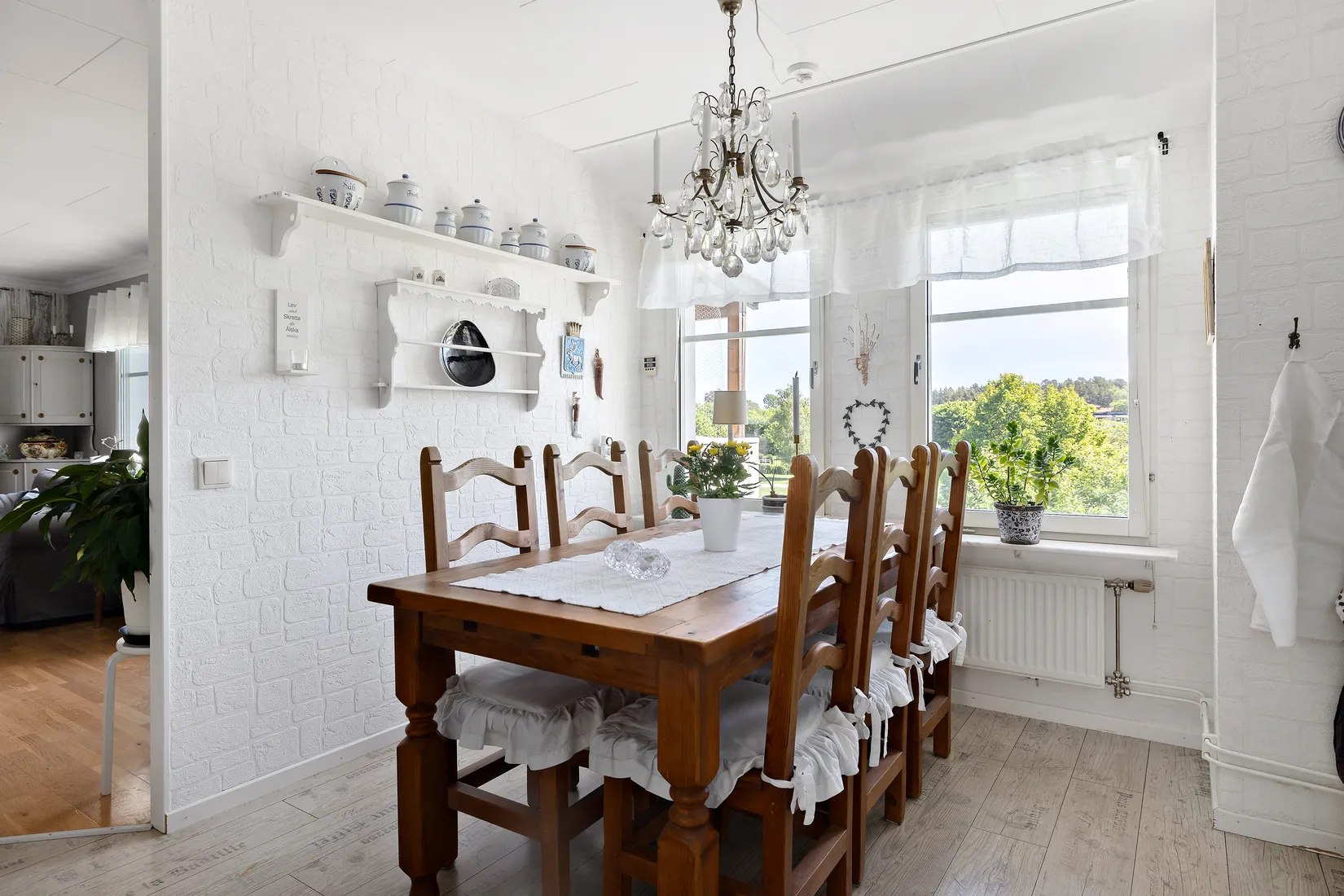 Radhus, Karlsborgsvägen 23, Märsta - Sundveda, Sigtuna
